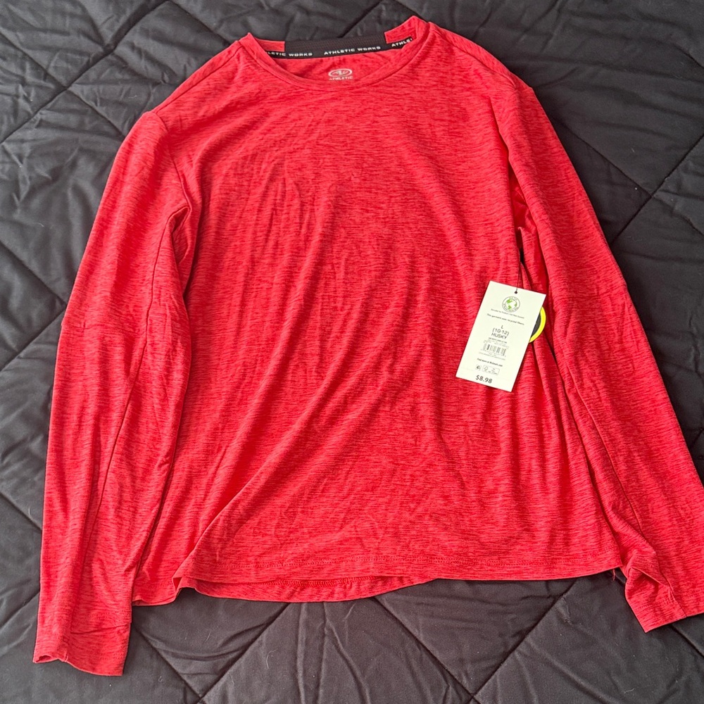 Athletic Works Red Long Sleeve Tee
